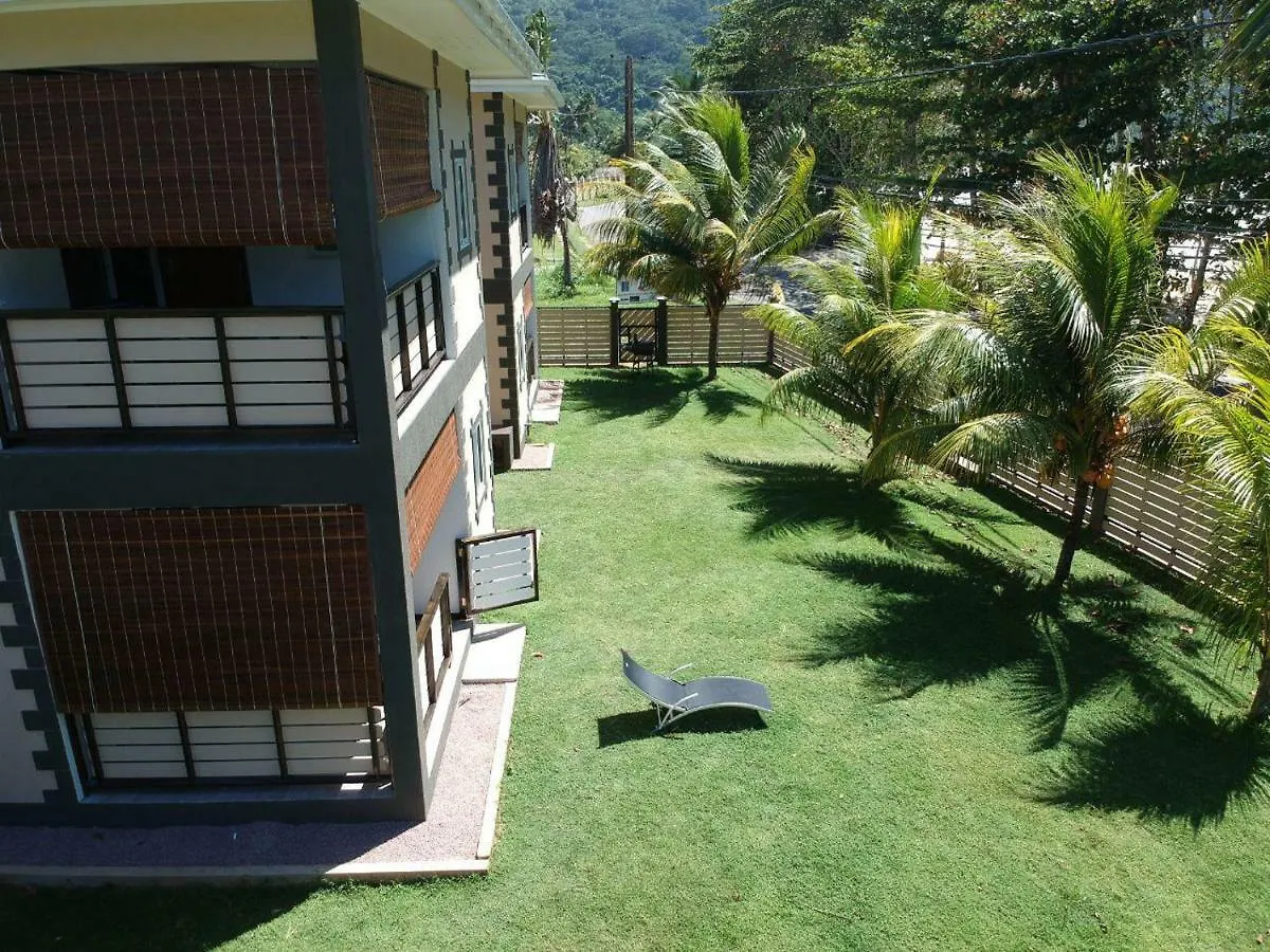 Seaside Self Catering Apartment Anse Royale